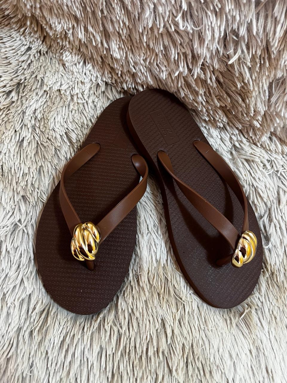 CHINELO DE DEDO MARROM EASY TEXTURA- AREZZO BRIZZA