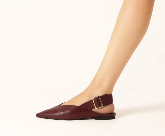 Sapatilha Anacapri Slingback Bico Fino Fivela