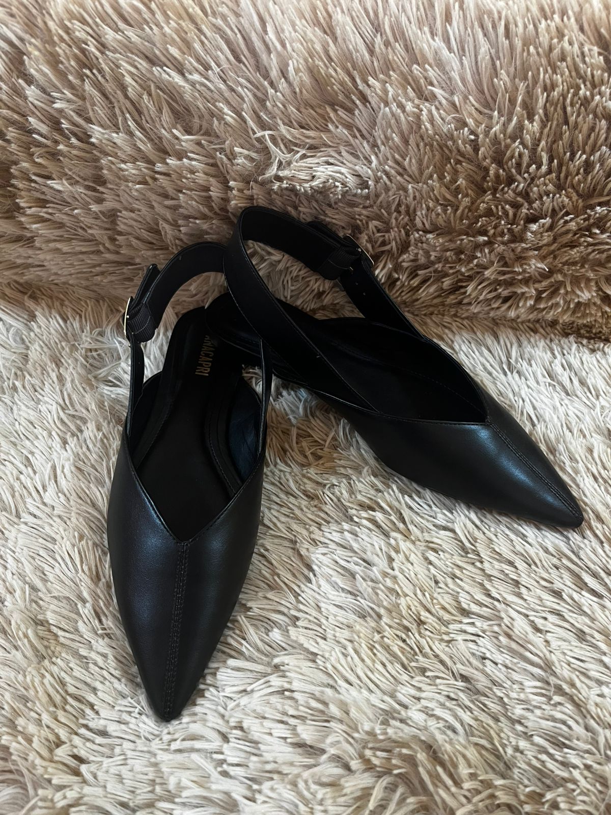 Sapatilha Anacapri Slingback Bico Fino Fivela