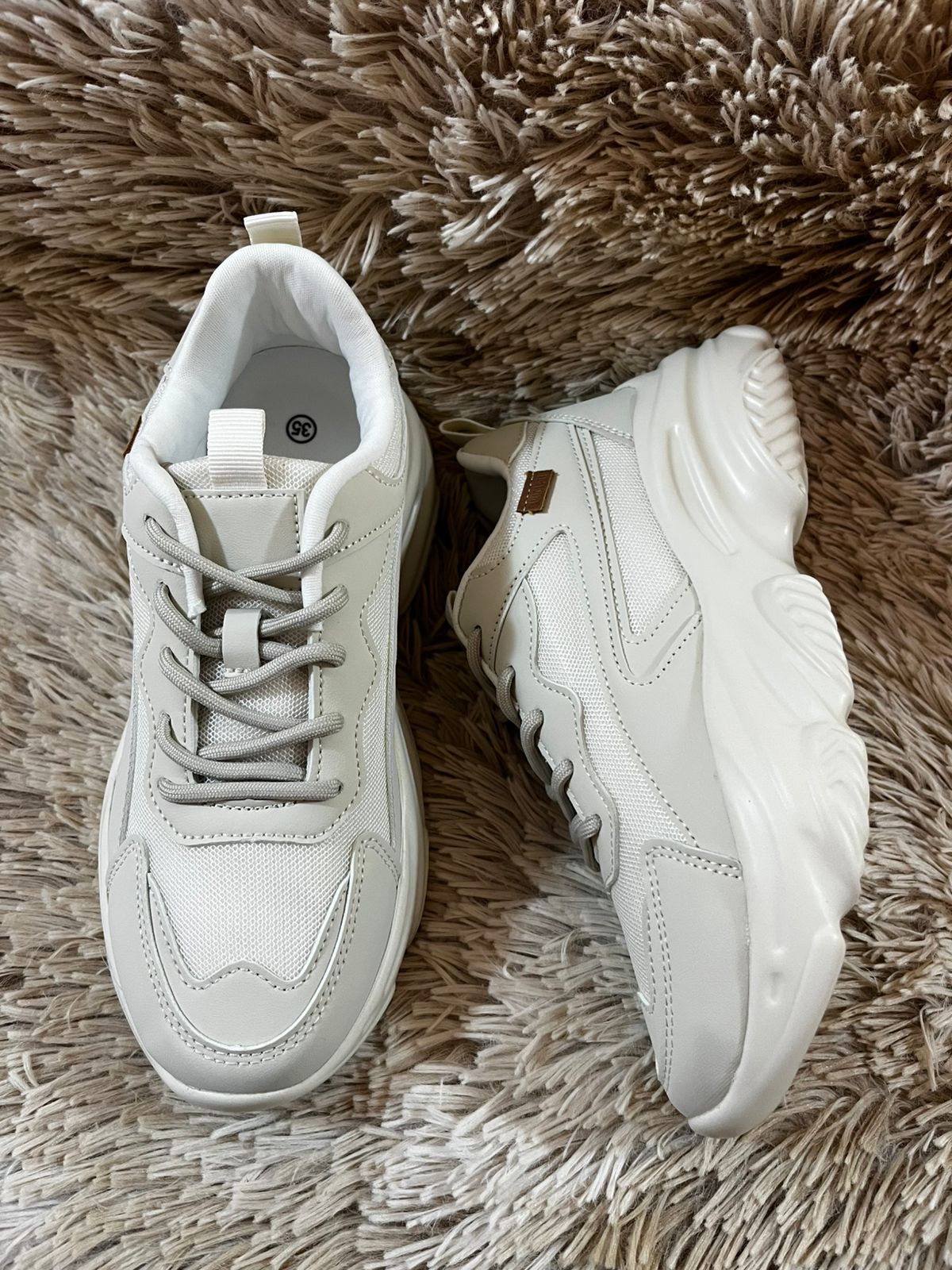 TÊNIS CHUNKY MONOCROMÁTICO BRANCO ANACAPRI