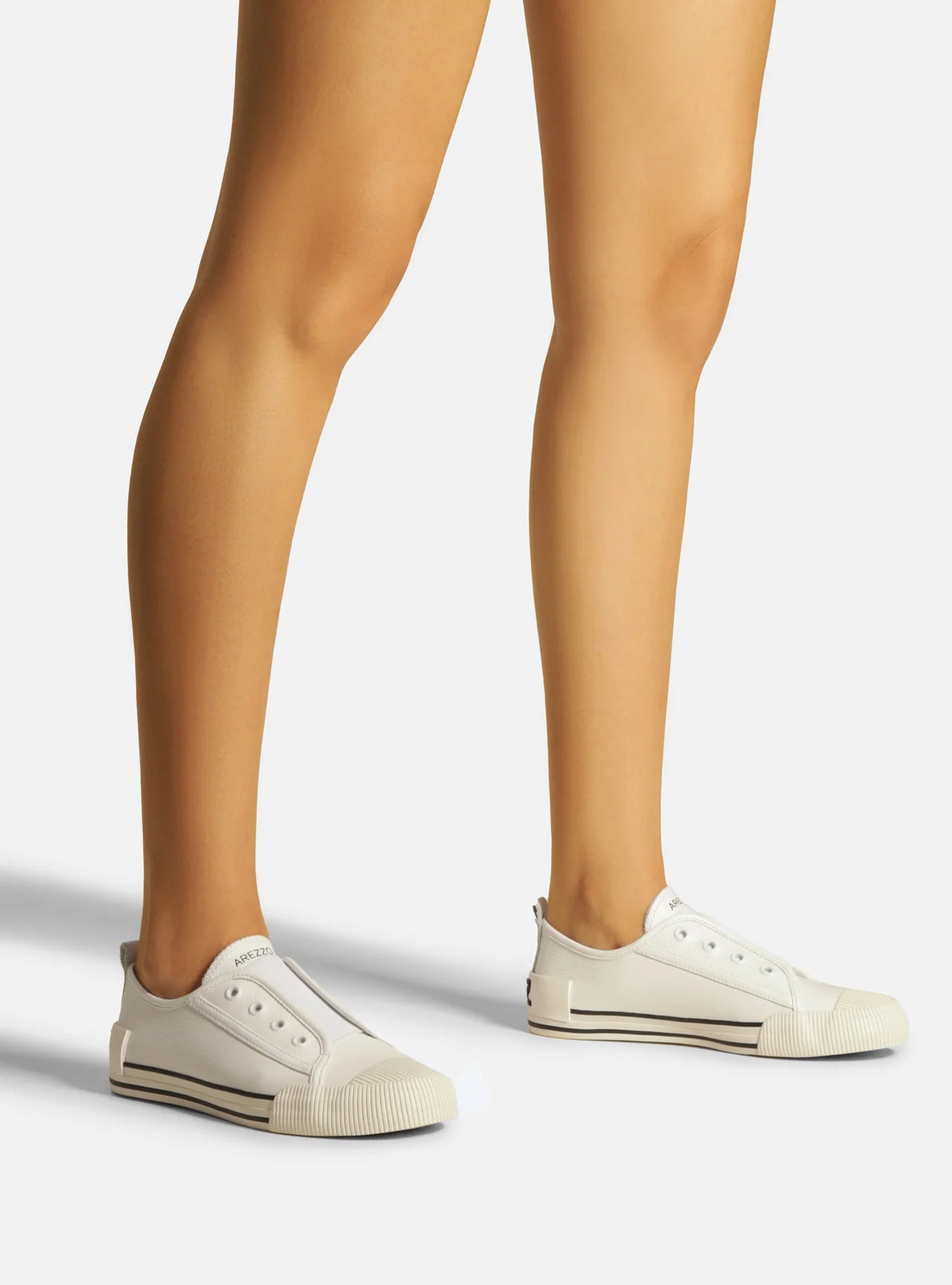 TENIS AREZZO ARE SLIP  ON BRANCO DE COURO