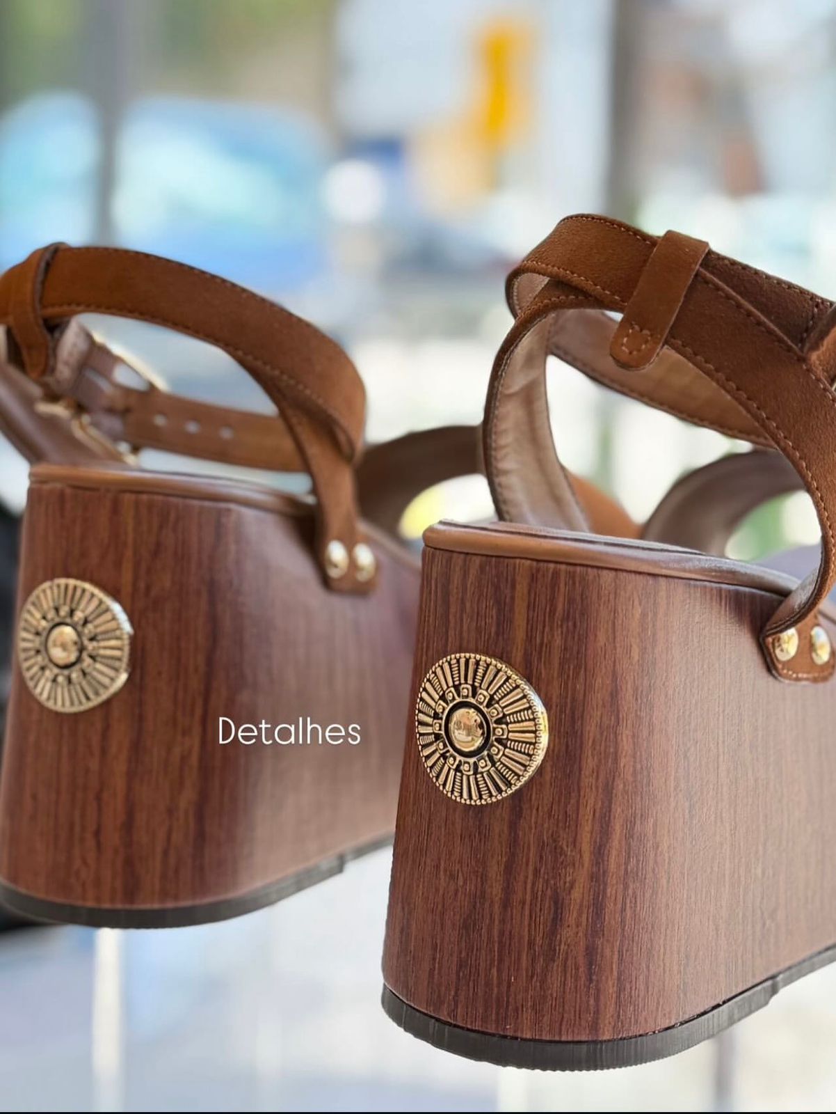 SANDALIA AREZZO SALTO ALTO ACAMURCADOS-MARROM