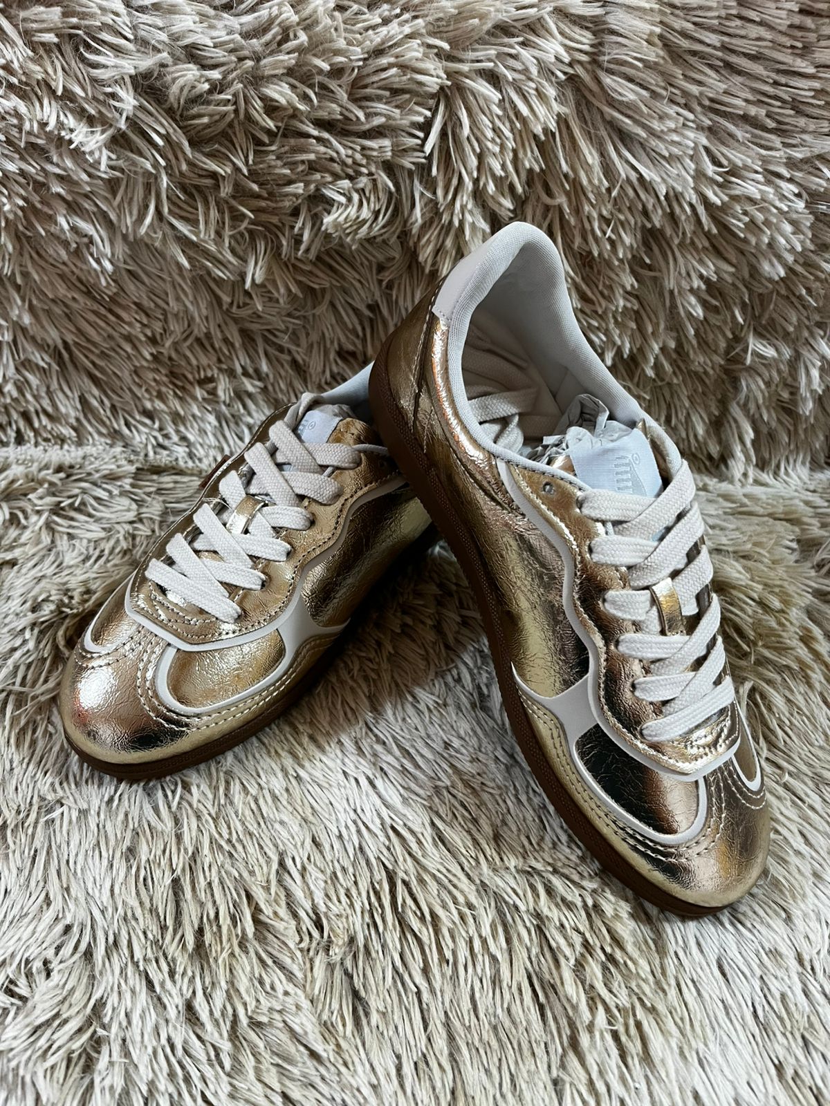 TENIS A 25 DOURADO - ANACAPRI