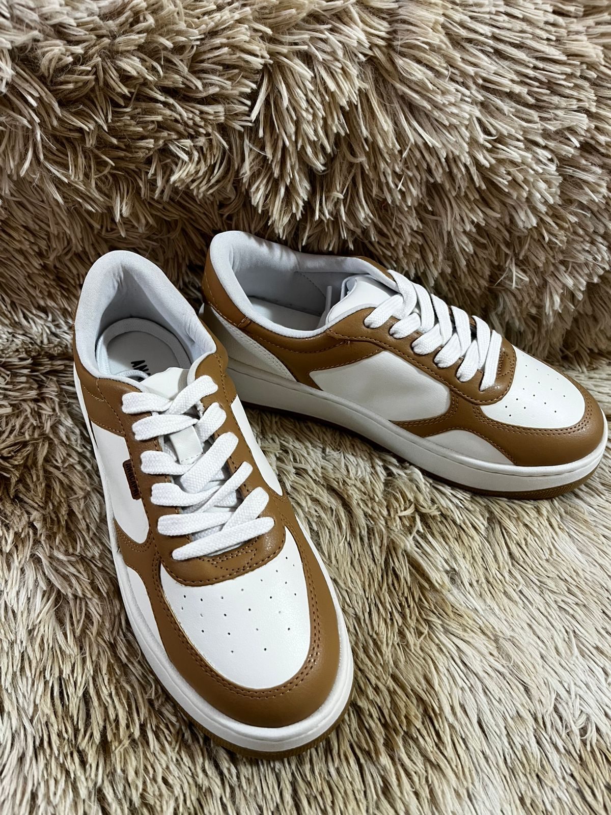 TENIS ANACAPRI VIRGINIA MARROM