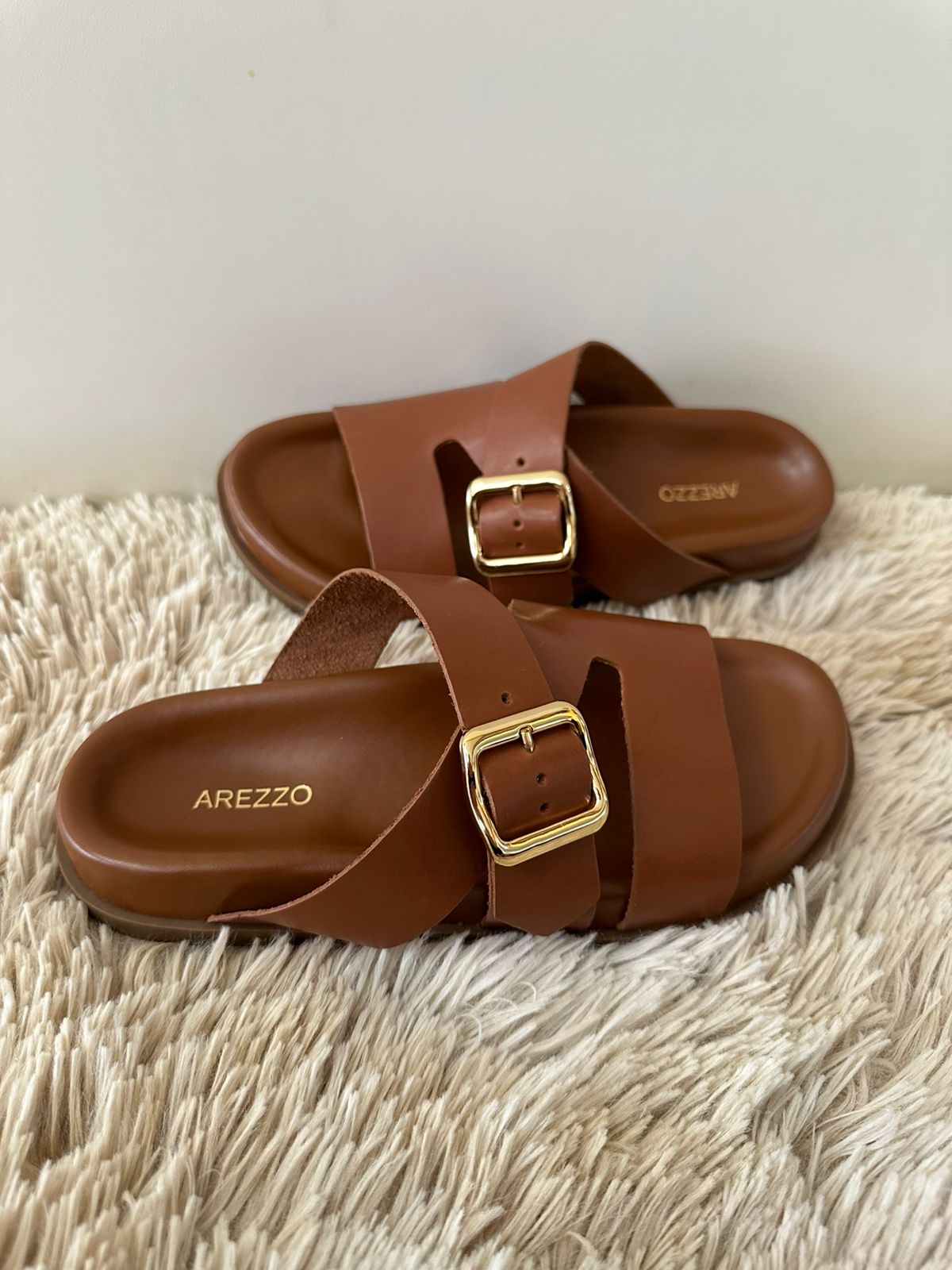 SANDALIA AREZZO PAPETE TIRAS GROSSA CRUZADA