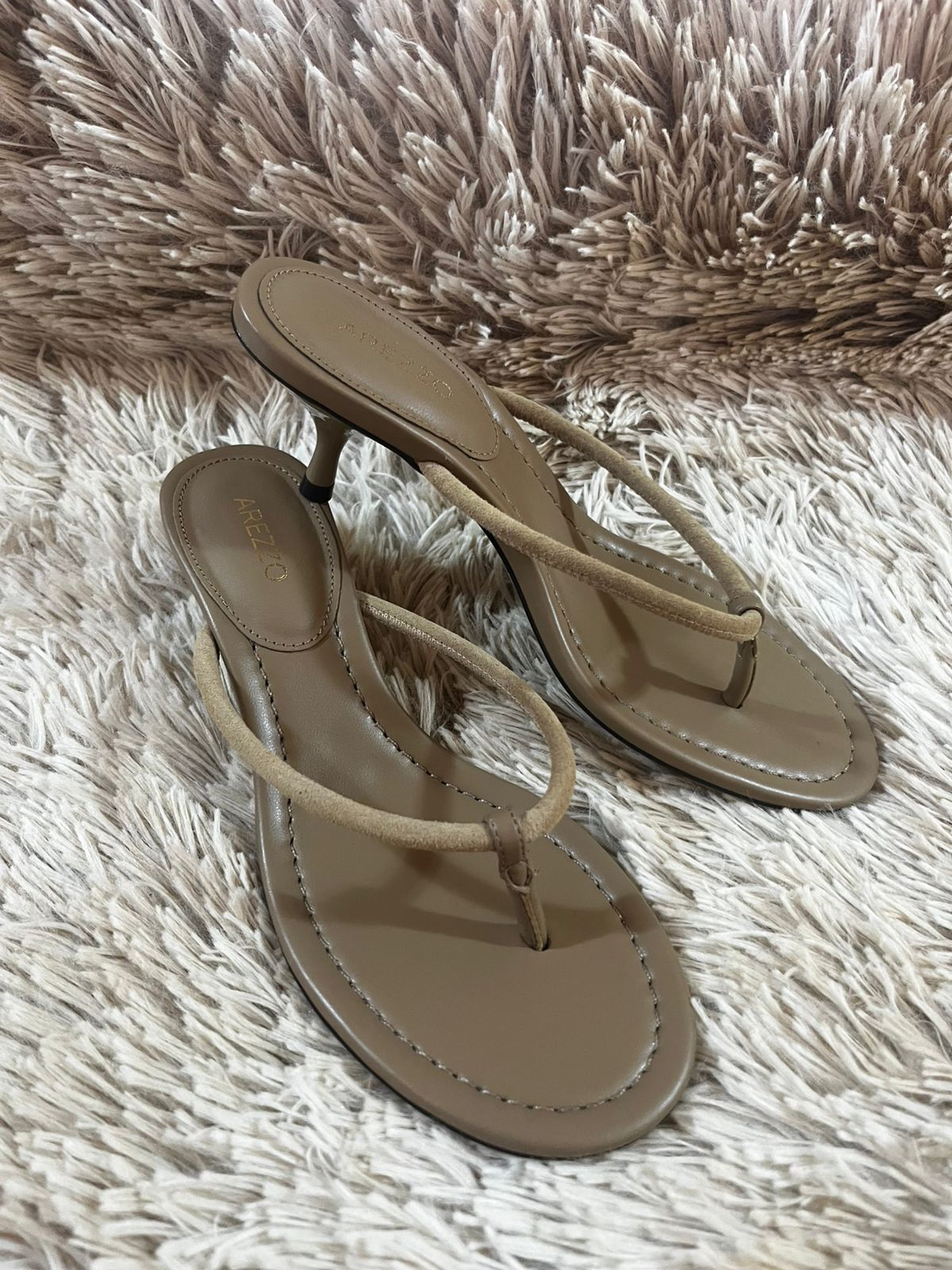 TAMANCO MARROM CARMUÇA SALTO FINO FLIP - AREZZO