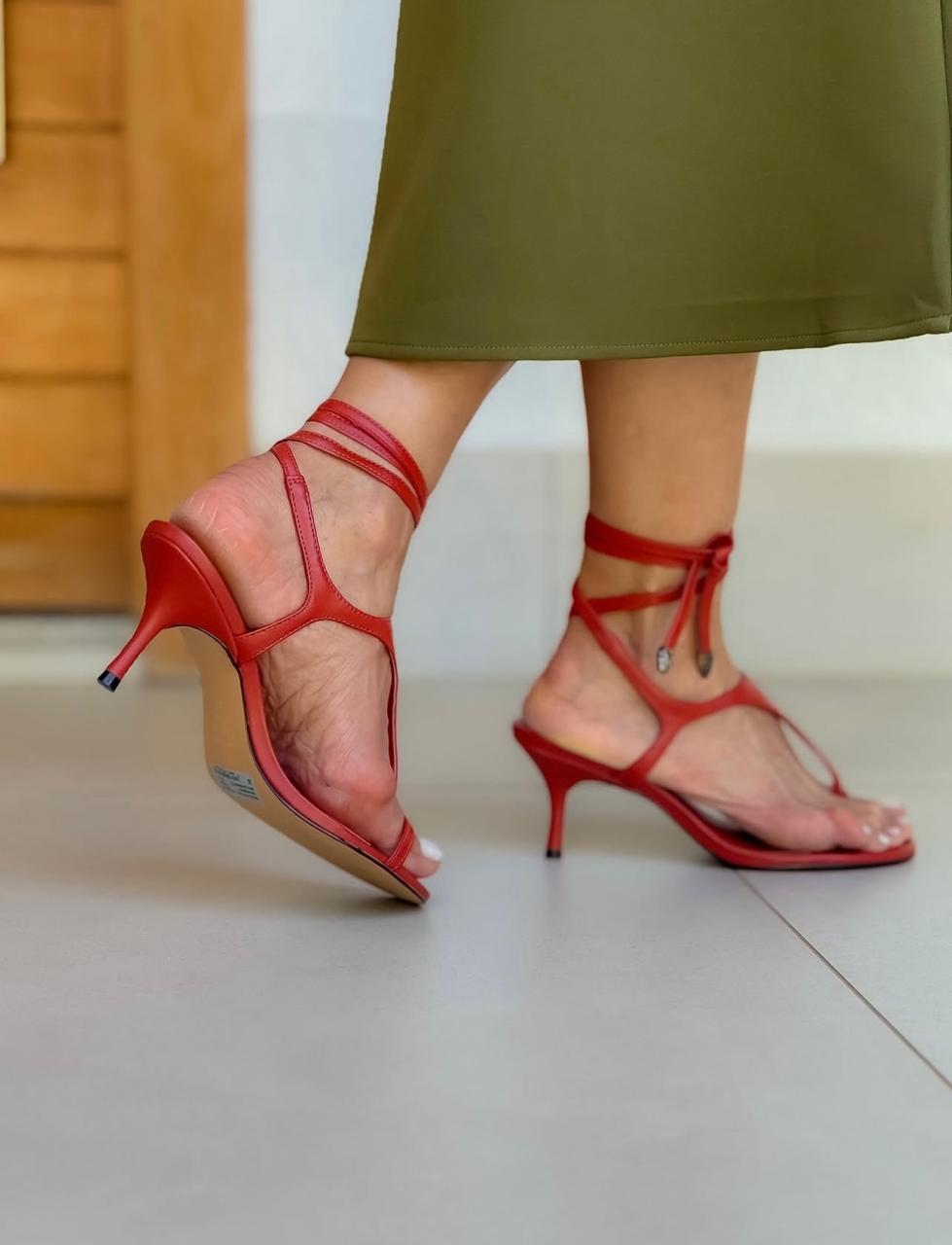 Sandália Marrom Couro Salto Fino Amarração