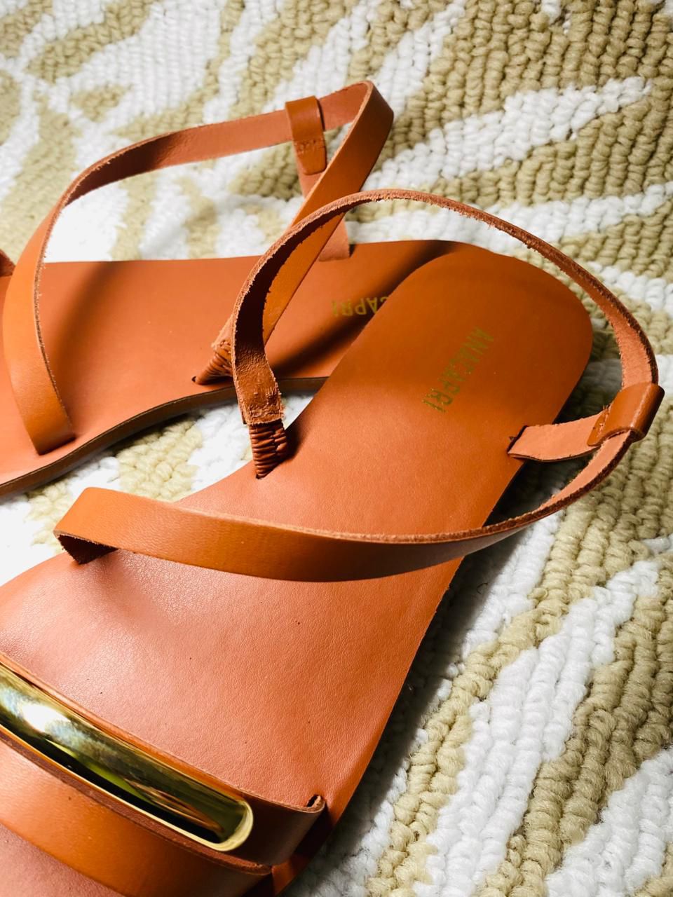 RASTEIRA ADORNO CENTRAL COURO MARROM-ANACAPRI