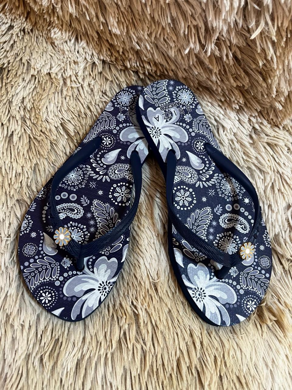 CHINELO DE DEDO FLORAL- AREZZO BRIZZA